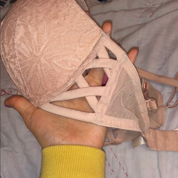 Bra - Picture 2 of 3